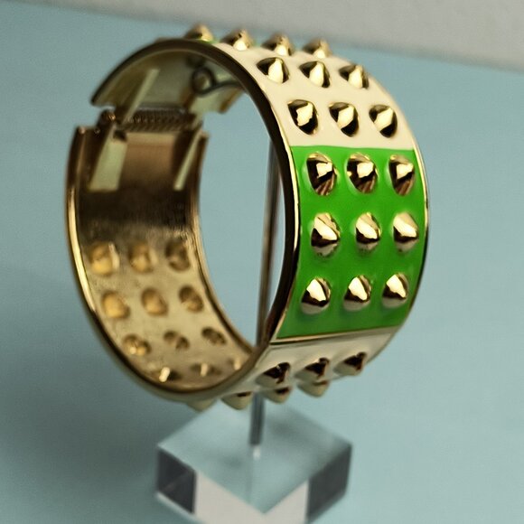 Statement Chunky Spiked Enamel Hinged Bangle Bracelet Bright Green Crean… - Picture 2 of 8